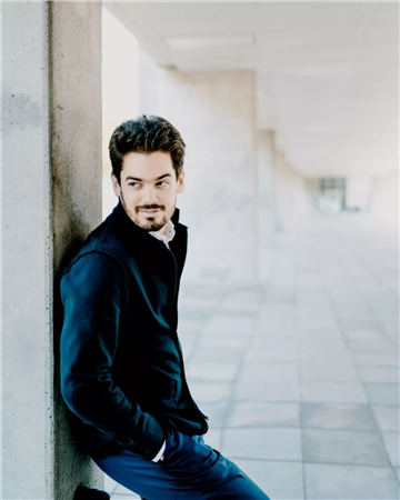 年仅30岁的梅塔大师接班人,原来是他!拉哈夫·沙尼 年仅30岁的梅塔大师接班人,原来是他!拉哈夫·沙尼